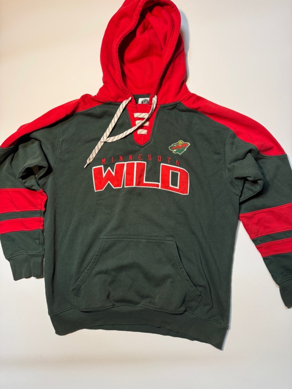 NHL Minnesota Wild Green Hoodie with‎ Red Accents